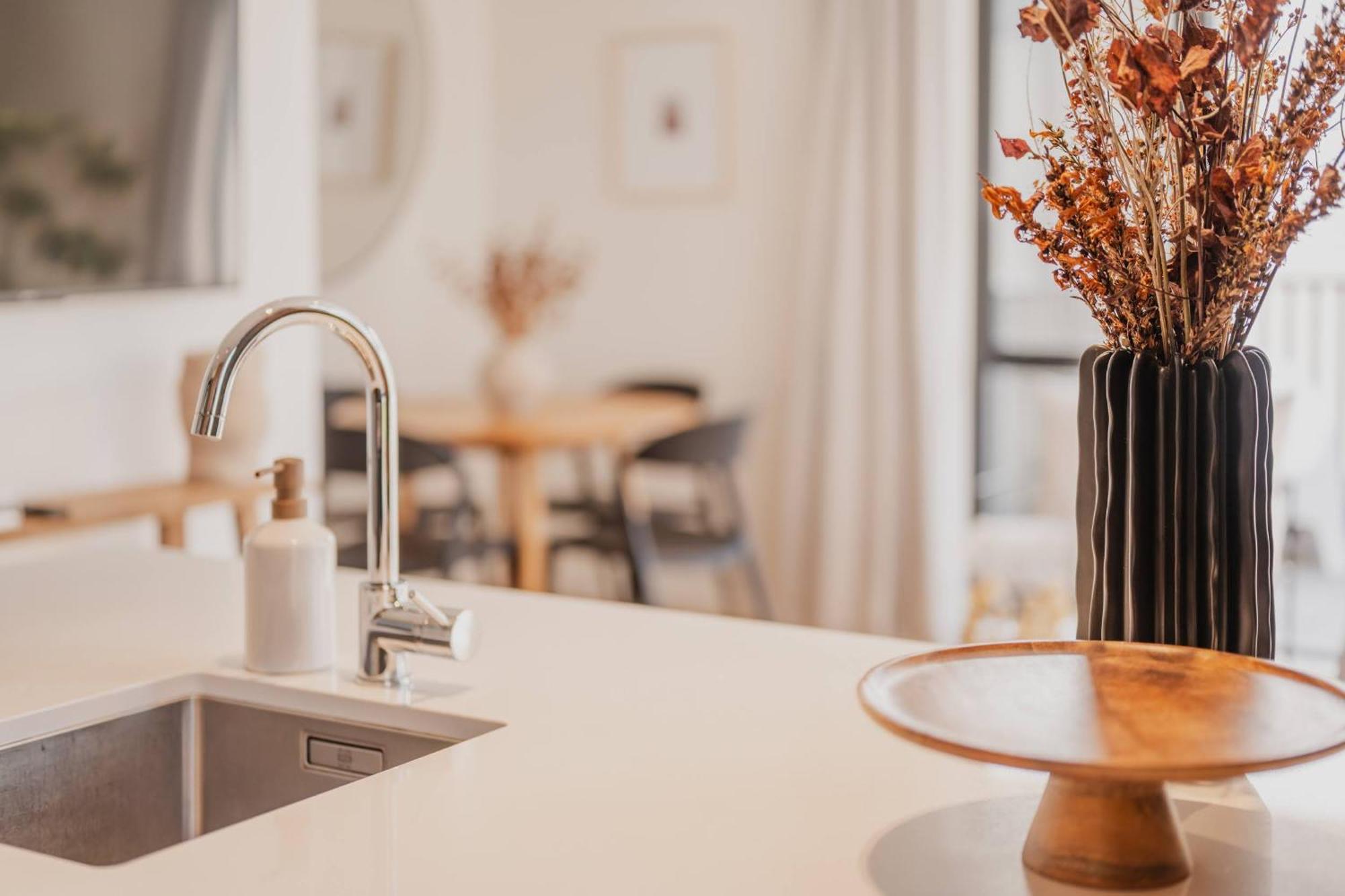 Villa Chic And Contemporary Living At Cambridge Terrace Christchurch Esterno foto